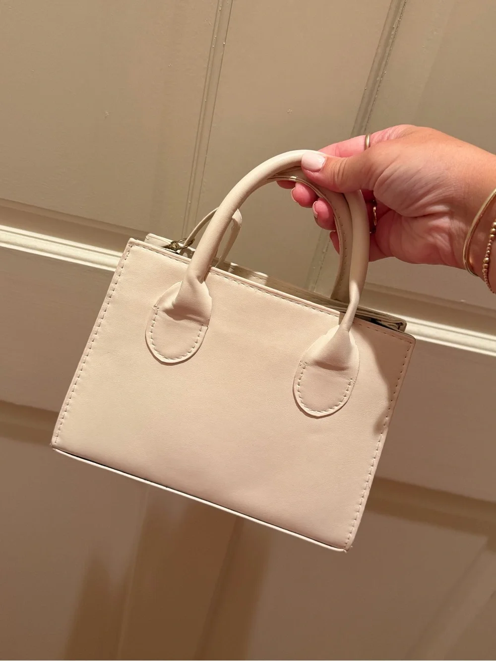 Off white clutch crossbody purse